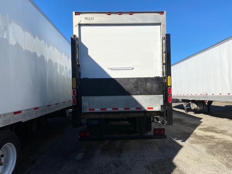 2011 UTILITY 48" ROLL DOOR REEFER WITH ELECTRIC STANDBY 6139304095