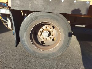 2005 GREAT DANE 28" SINGLE AXLE SPRING RIDE FIXED DRYVAN 9002650336