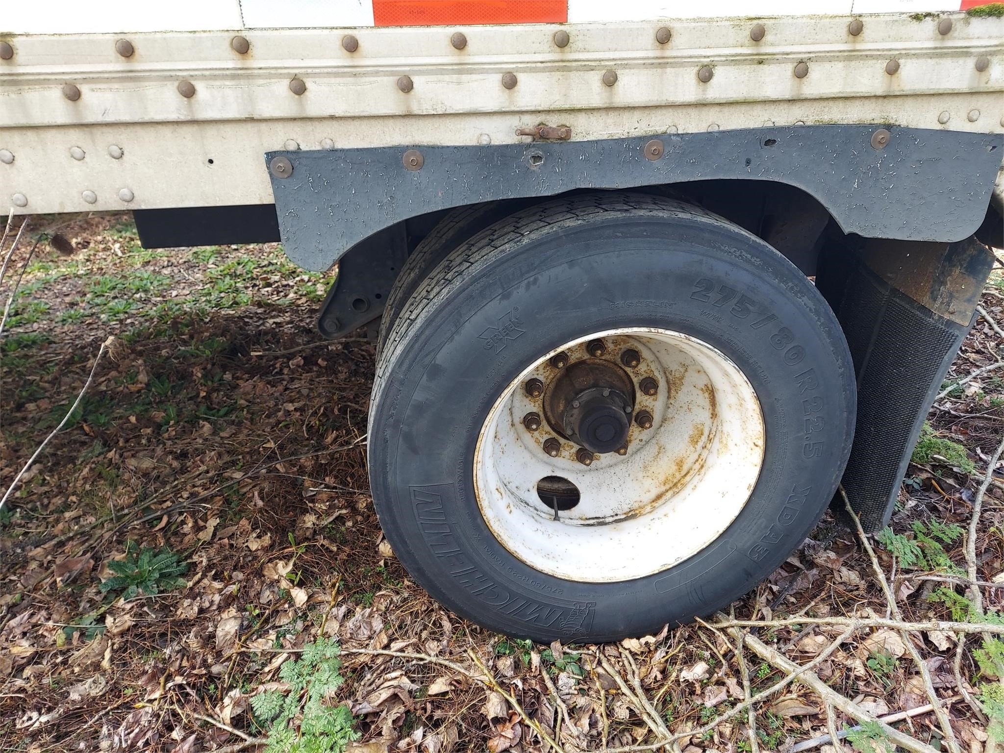 1997 TRAILMOBILE 28' SINGLE AXLE SPRING RIDE FIXED DRYVAN - image 5 of 6