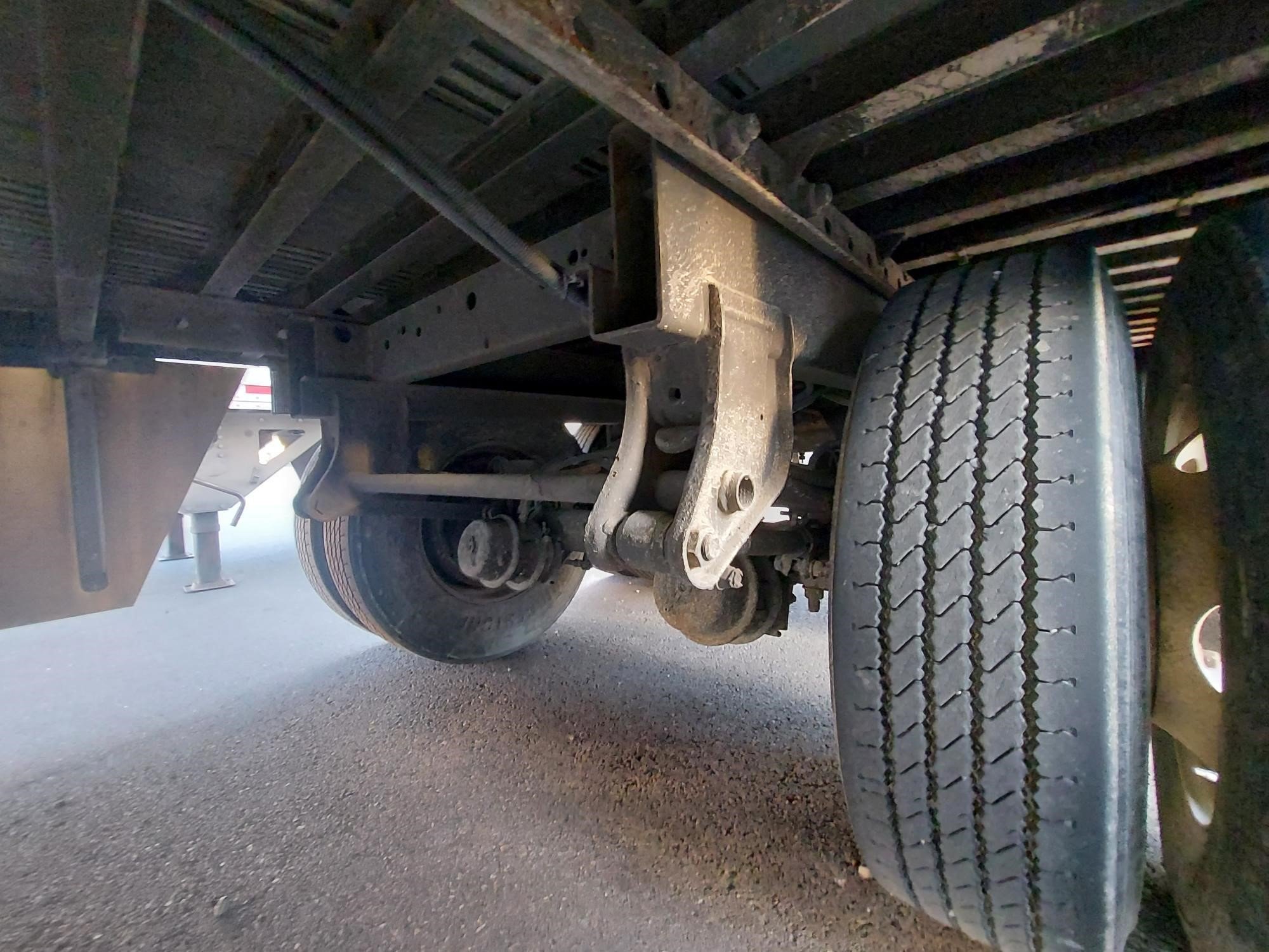 2015 HYUNDAI 35' 2 AXLE SPRING RIDE SLIDE DRY VAN - image 5 of 6
