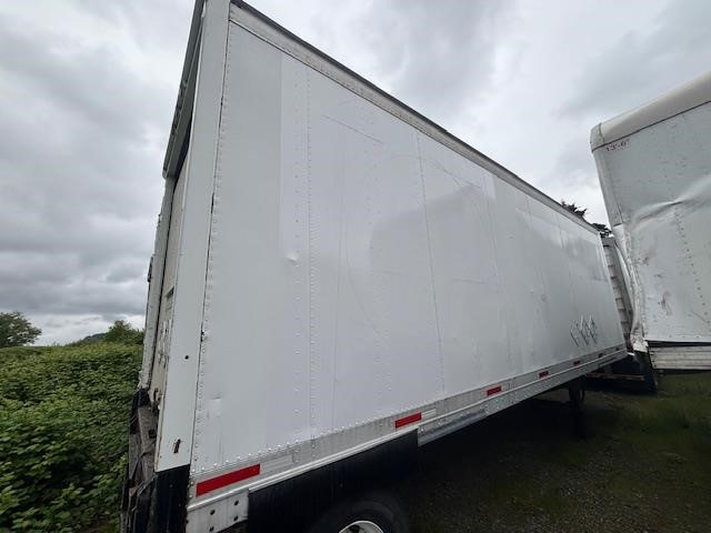 2001 WABASH 28' DRY VAN WITH 5500LB LIFTGATE - image 4 of 6