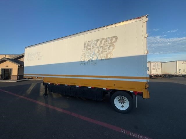 1989 KENTUCKY 30' FURNITURE VAN - image 4 of 6
