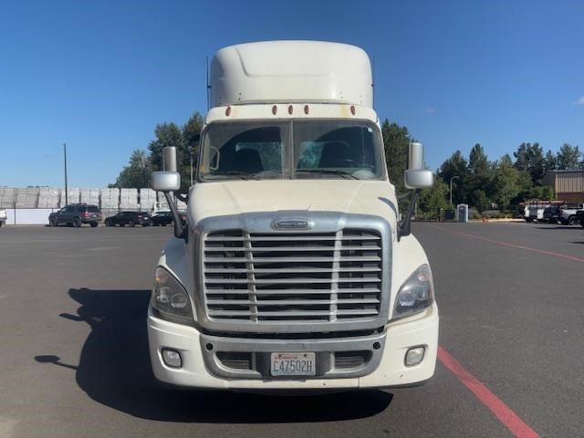 2016 FREIGHTLINER CASCADIA 125 EVOLUTION - image 3 of 6