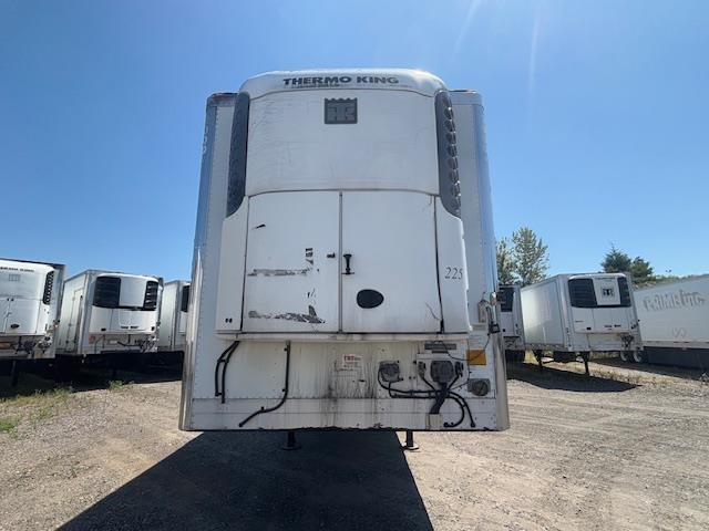 2008 UTILITY 48' ROLL DOOR REEFER W/5500 LB LIFT GATE - image 3 of 6