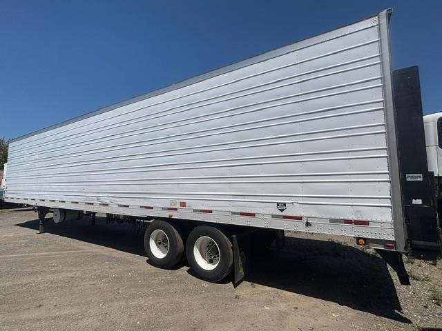 2008 UTILITY 48' ROLL DOOR REEFER W/5500 LB LIFT GATE - image 4 of 6