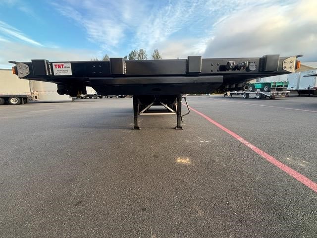 2025 UTILITY 36' FLAT BED - image 3 of 6
